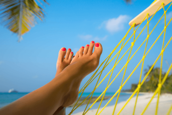 Care for Your Feet in the Summers
